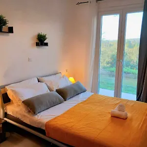 4t Apartment